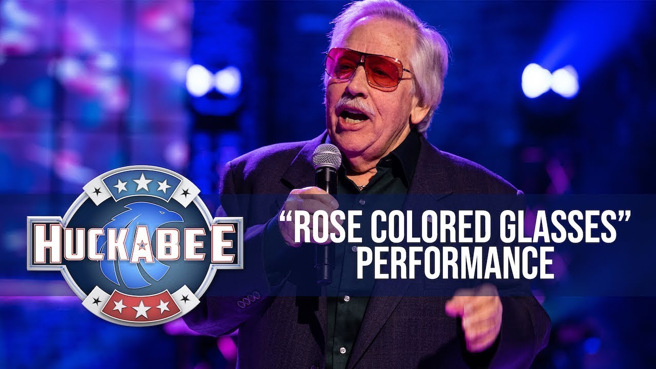 John Conlee Performs 