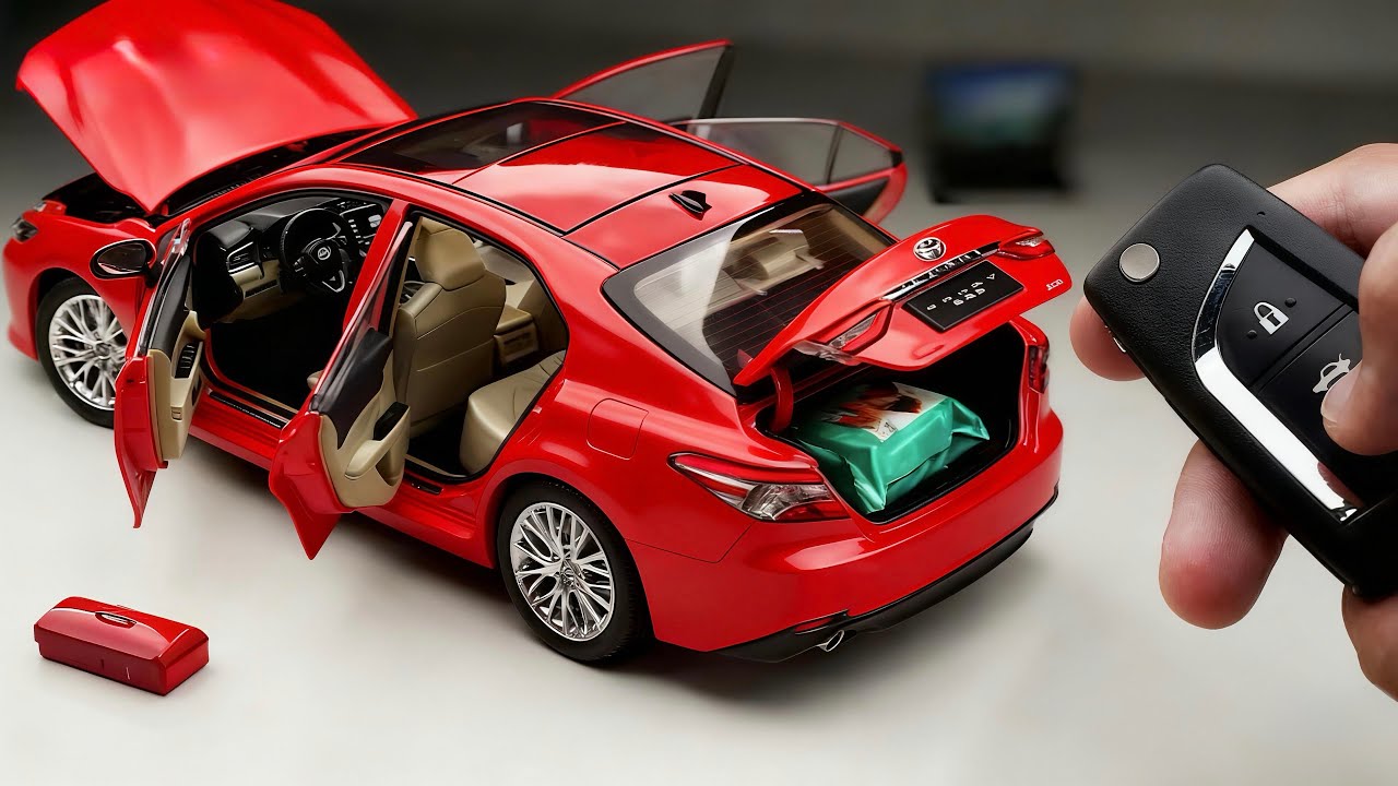 Unboxing of Toyota Camry 1:18 Scale Diecast Model Car (Highly Detailed Model)