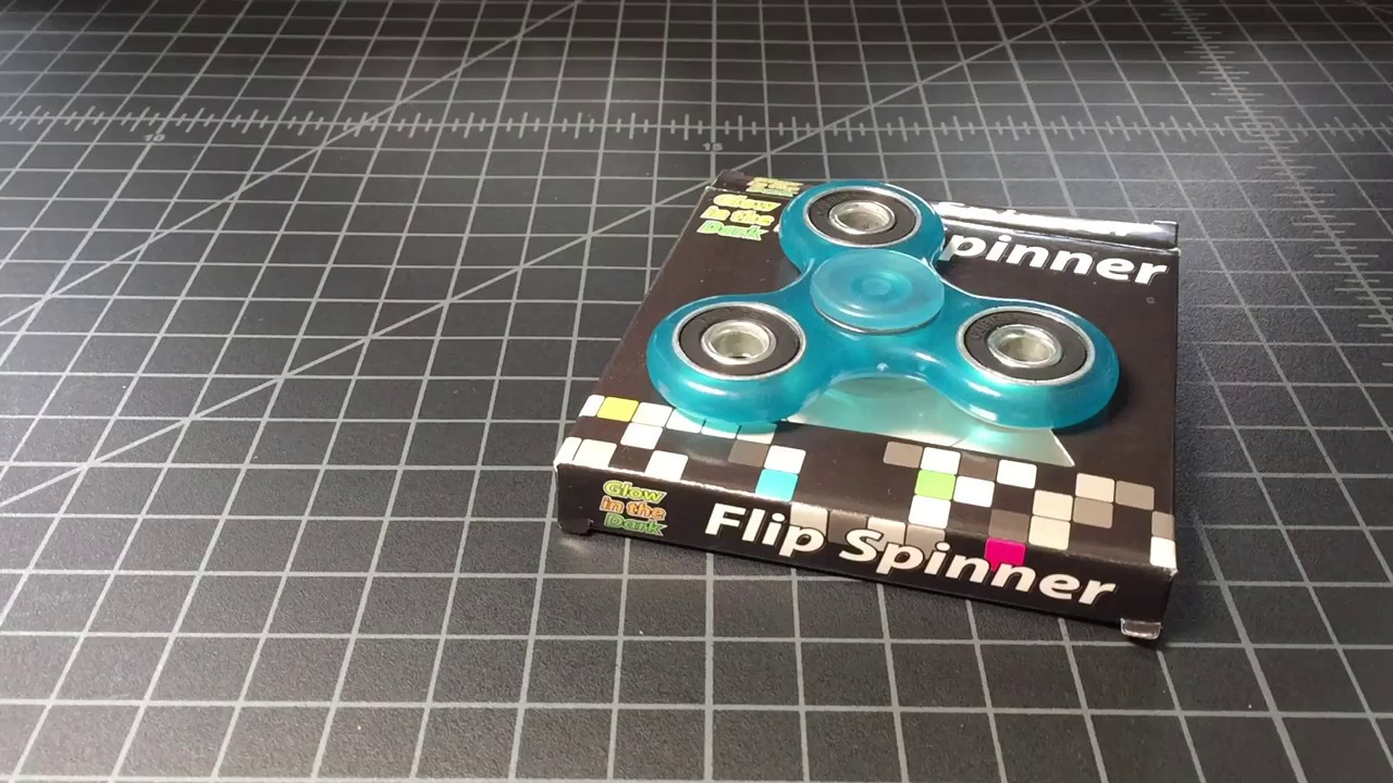 7-Eleven fidget spinner review (yes that 7-11 sells a spinner!)