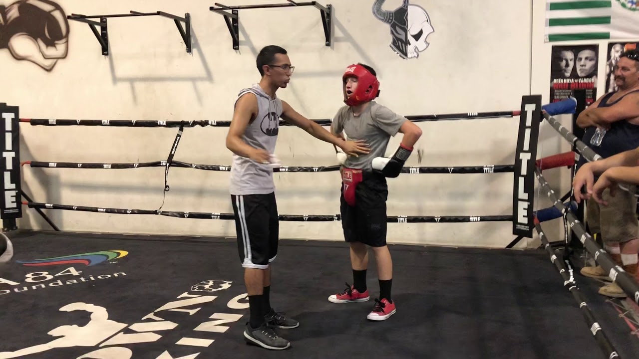 P-TownBoxing-sparing me with the silver shorts
