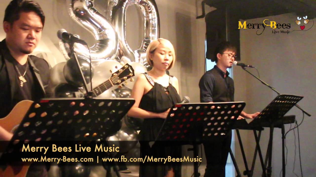 Merry Bees Live Music - Eric sings What A Wonderful World
