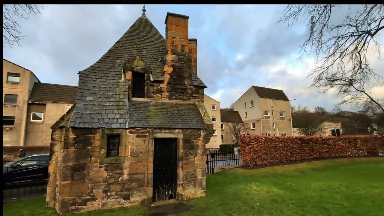 Scotland Edinburgh | Queen Mary's Bathhouse