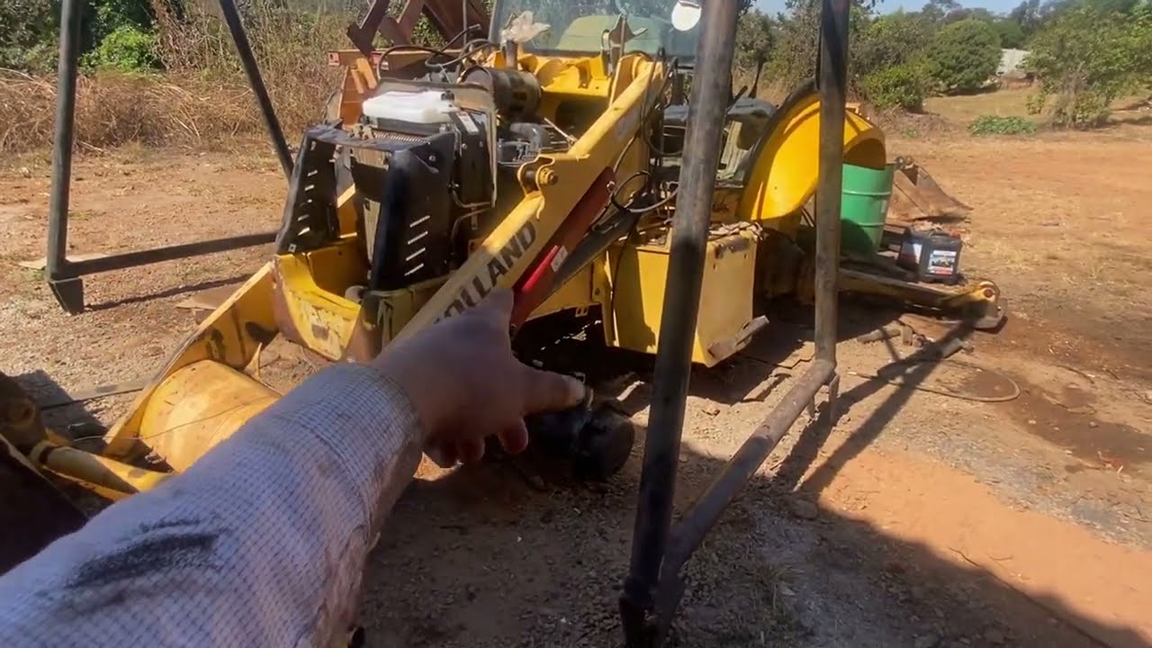 Desmontamos os pistões da retro escavadeira New holland de leilão 