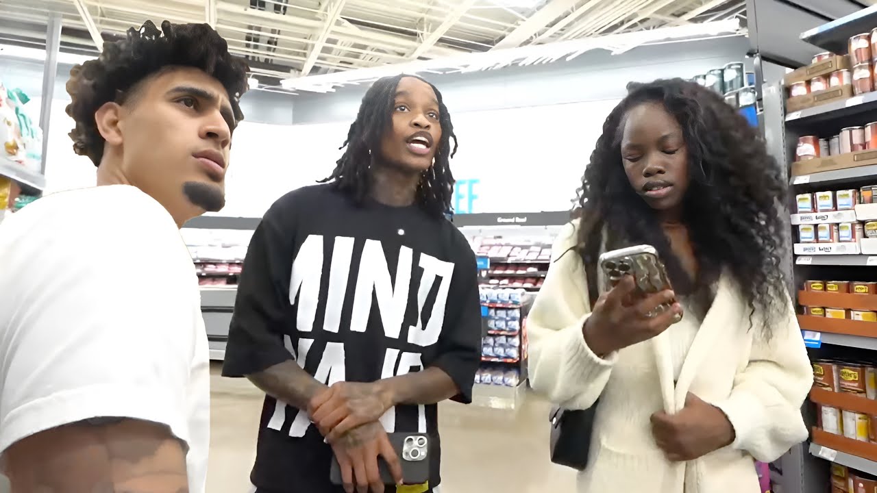 LATE NIGHT SHOPPING CHRONICLES WITH THE GANG!