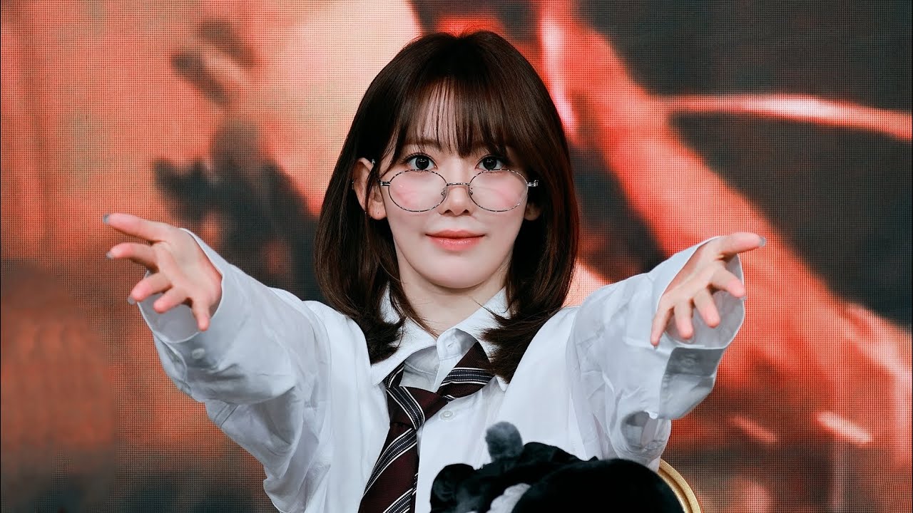 250426 르세라핌 사쿠라 '팬싸인회' 직캠 LE SSERAFIM Sakura 4k Fancam @뮤직코리아
