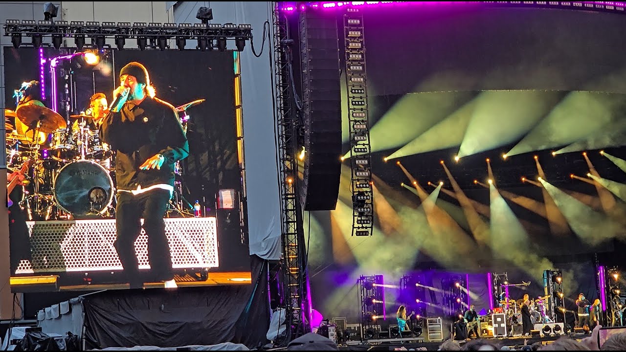 Jellybelly with Chino Moreno [4K] - Smashing Pumpkins - Providence Park, Portland - 9/25/24