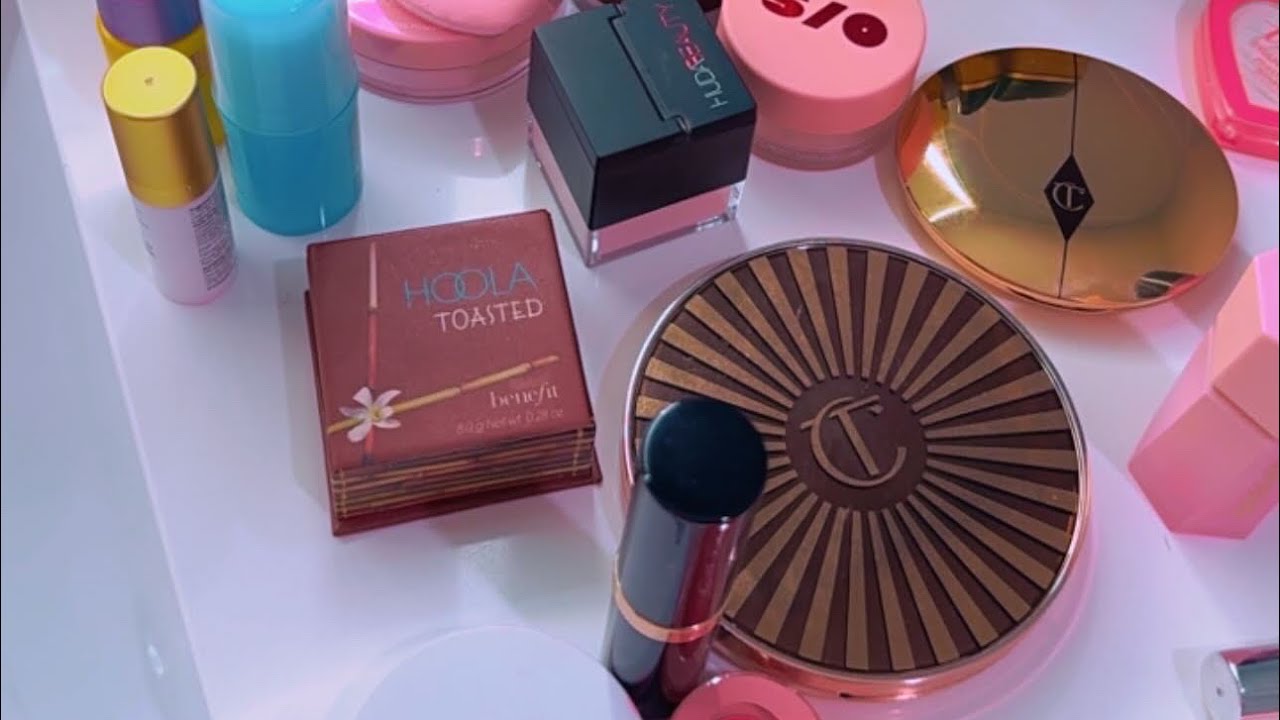 🎀💞What’s in my Hello Kitty Impressions make up bag? #hellokitty #impressionsvanity