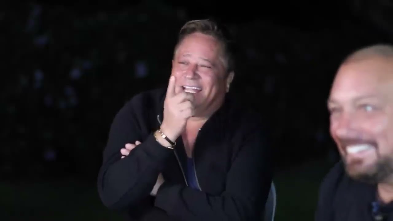 Leonardo na Resenha do Ale Oliveira