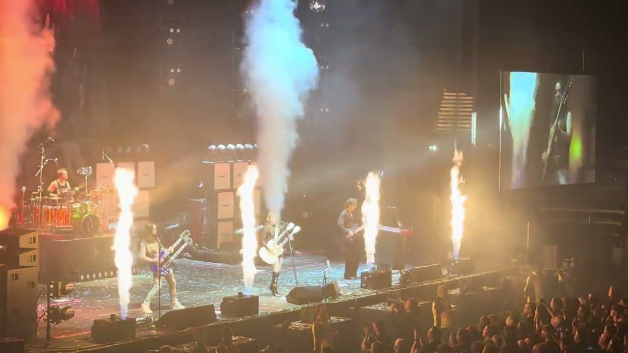 Halestorm - I Am The Fire nEVEREST Tour | Live at AO Arena, Manchester 24-11-2025