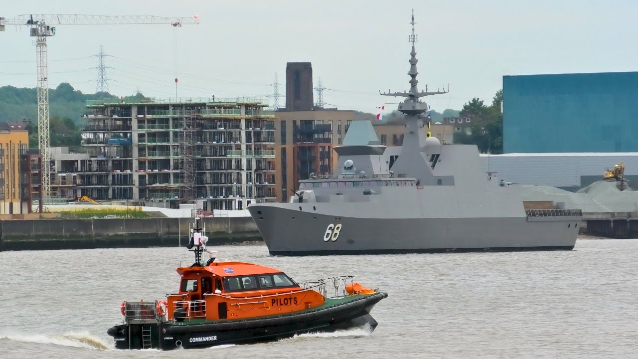 RSS FORMIDABLE passing Gravesend