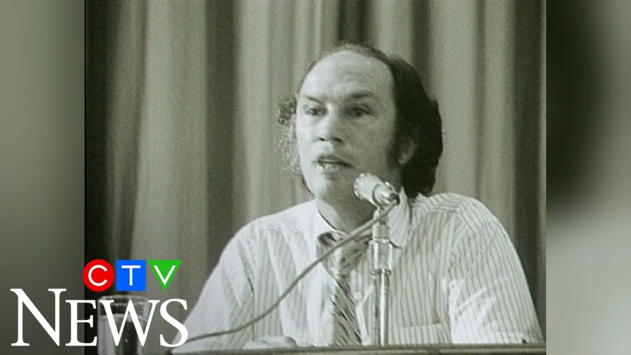 1971: PM Pierre Trudeau jokes about press coverage