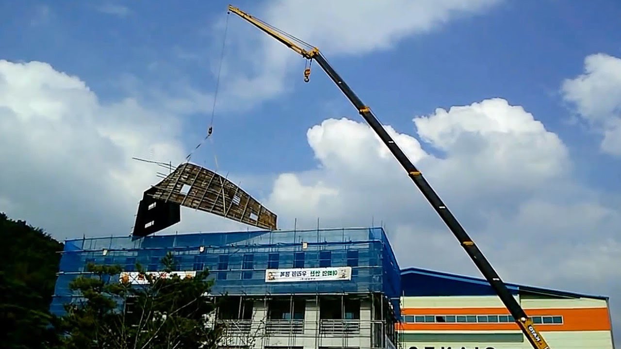 CRANE FAILS Caught on Tape 2015 || Compilation of Crashes, Collapses, Accidents || Failtastic