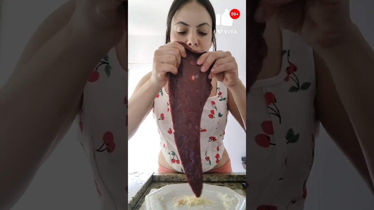 UM DIA COMUM COM UMA LEVE COMIDA SABOROSA.