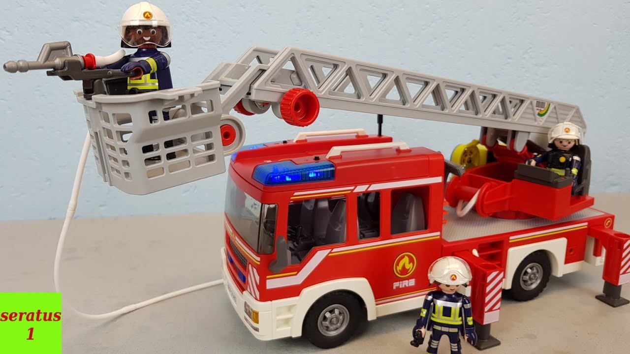 Playmobil Feuerwehr Leiterfahrzeug 9463 auspacken seratus1