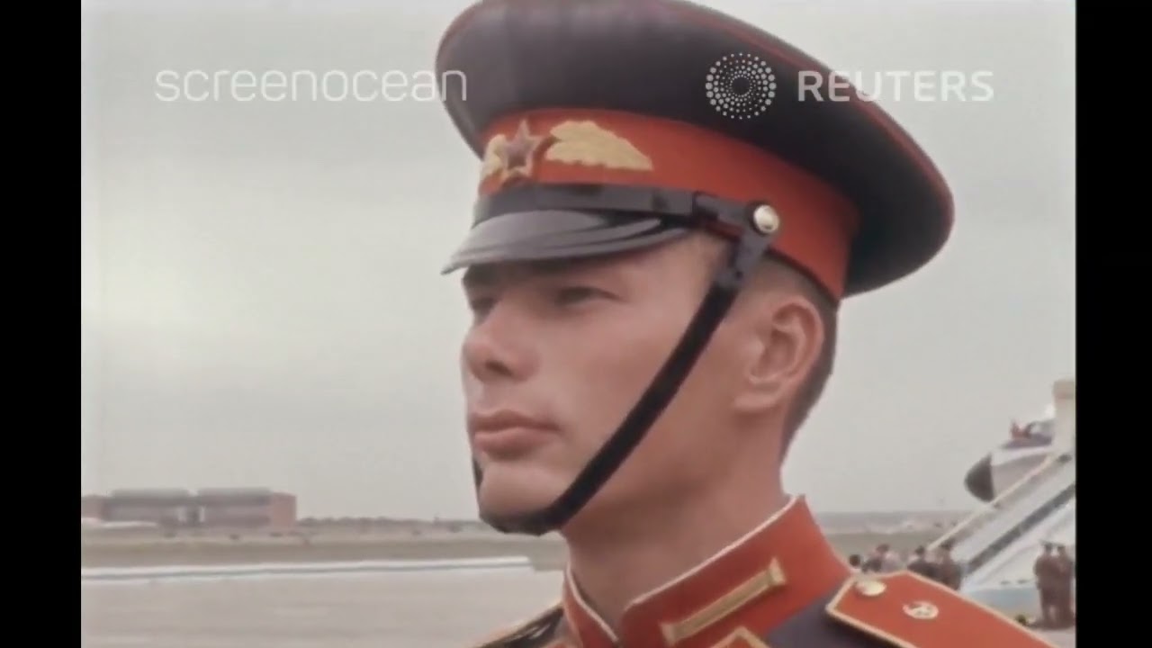 West Germany Visit USSR | 1970 | Anthems [Leaving]