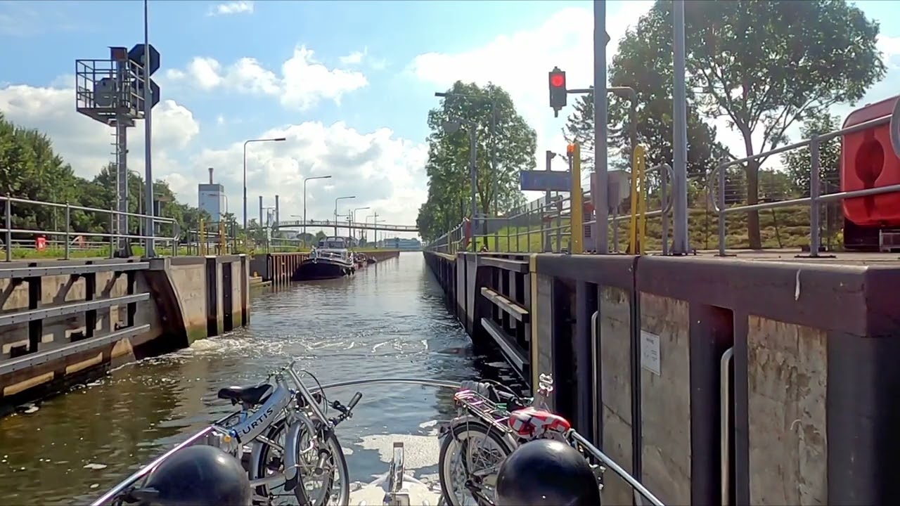 Urlaub auf dem eigenen Boot. Hier der 2. Tag mit Start an der Marina Bremen bis zum WSV Dörverden.