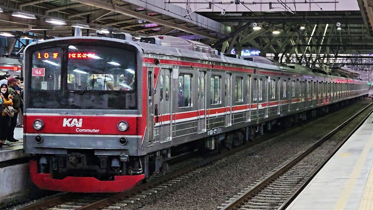 [4K] Stasiun Manggarai Lantai Atas: Kompilasi KRL Commuter Line | JR 205, Tokyo Metro 6000