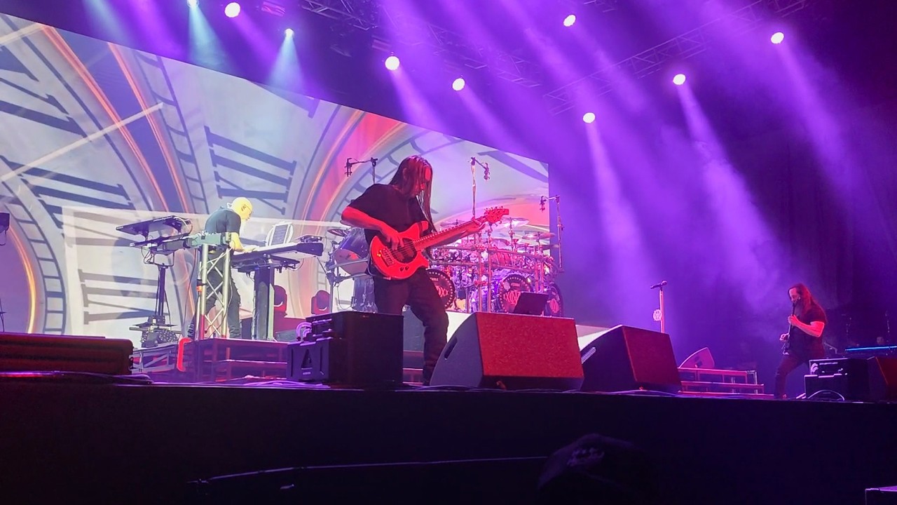 Dream Theater - The Spirit Carries On 