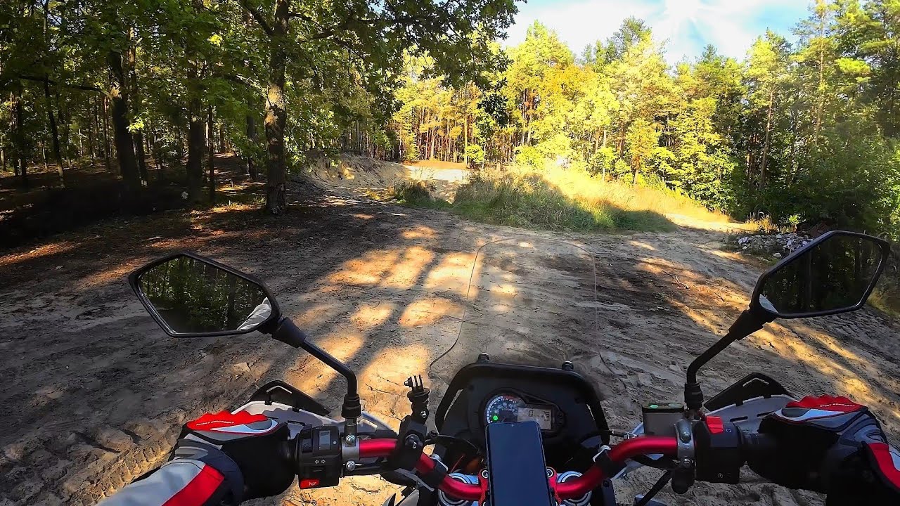 Motocyklem 125 po lesie i piachu. UM DSR ADVENTURE 125 Malaguti Dune X Zwiedzam piasek i leśne dukty