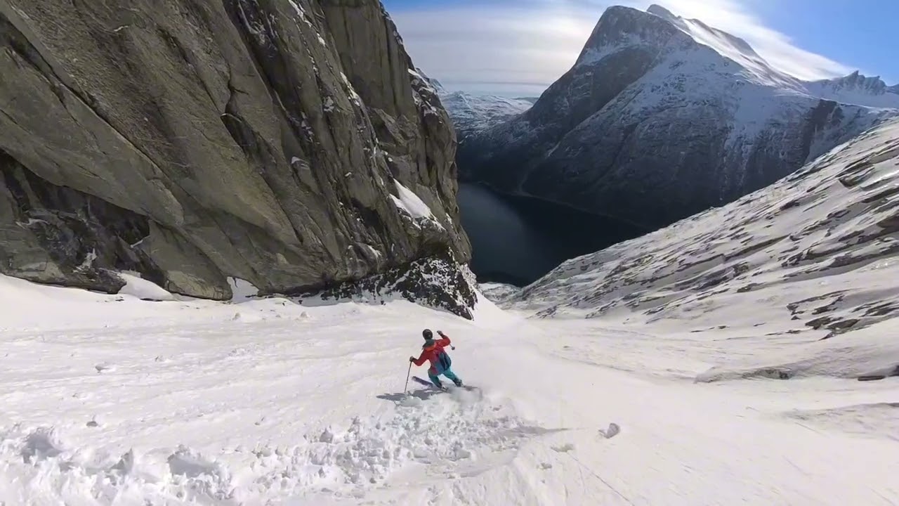 Gangnesaksla +1000m couloir | Gangnesrenna