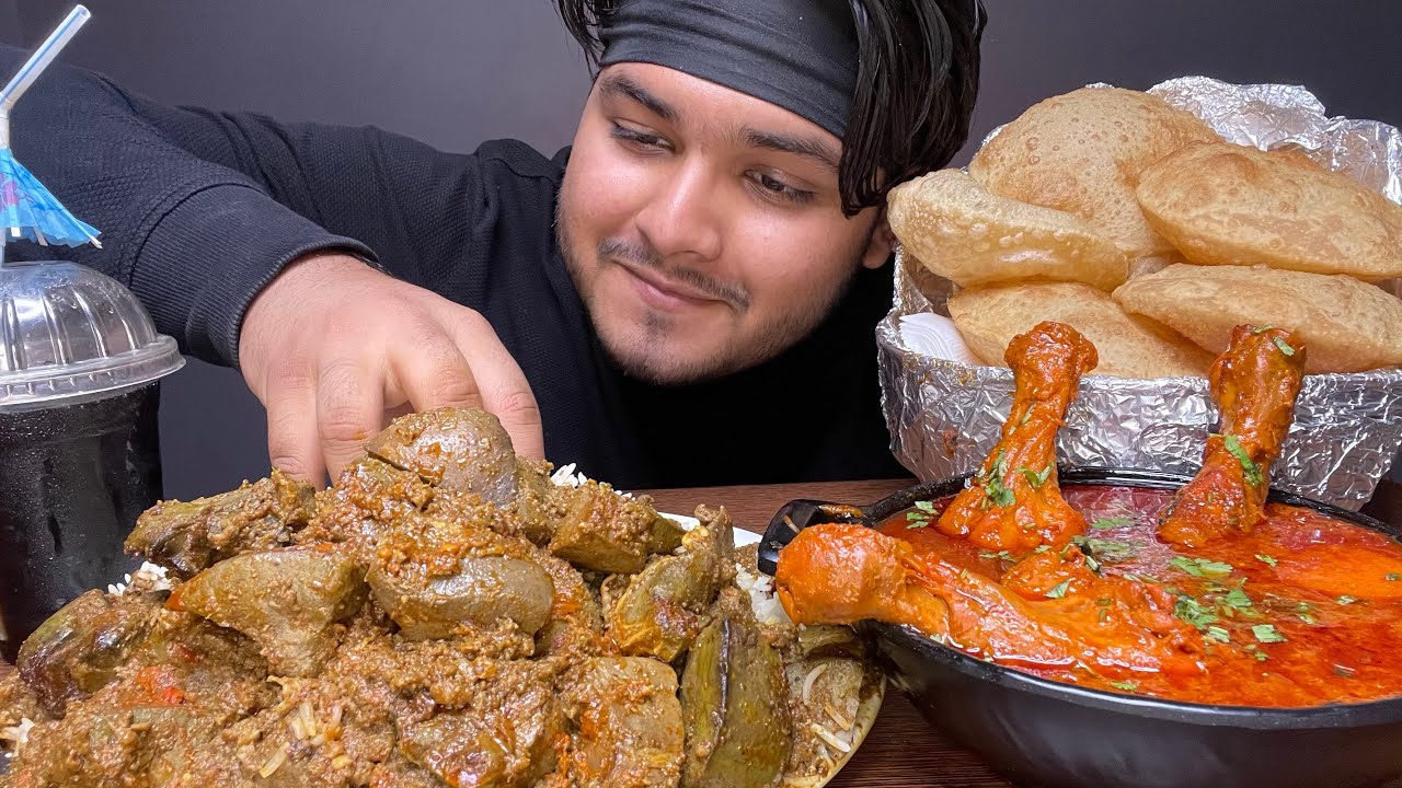 SPICY MUTTON KEEMA KALEJI WITH LAAL MURGIR JHOL(RED CHICKEN CURRY) WITH BASMATI RICE AND SOFT PURI