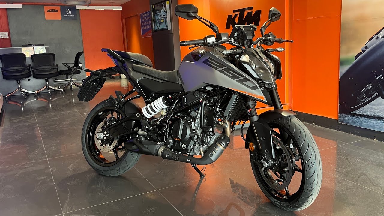 New KTM Duke 250 Most Detailed Walkaround 🔥 | New Price | Features | Chassis Number 9