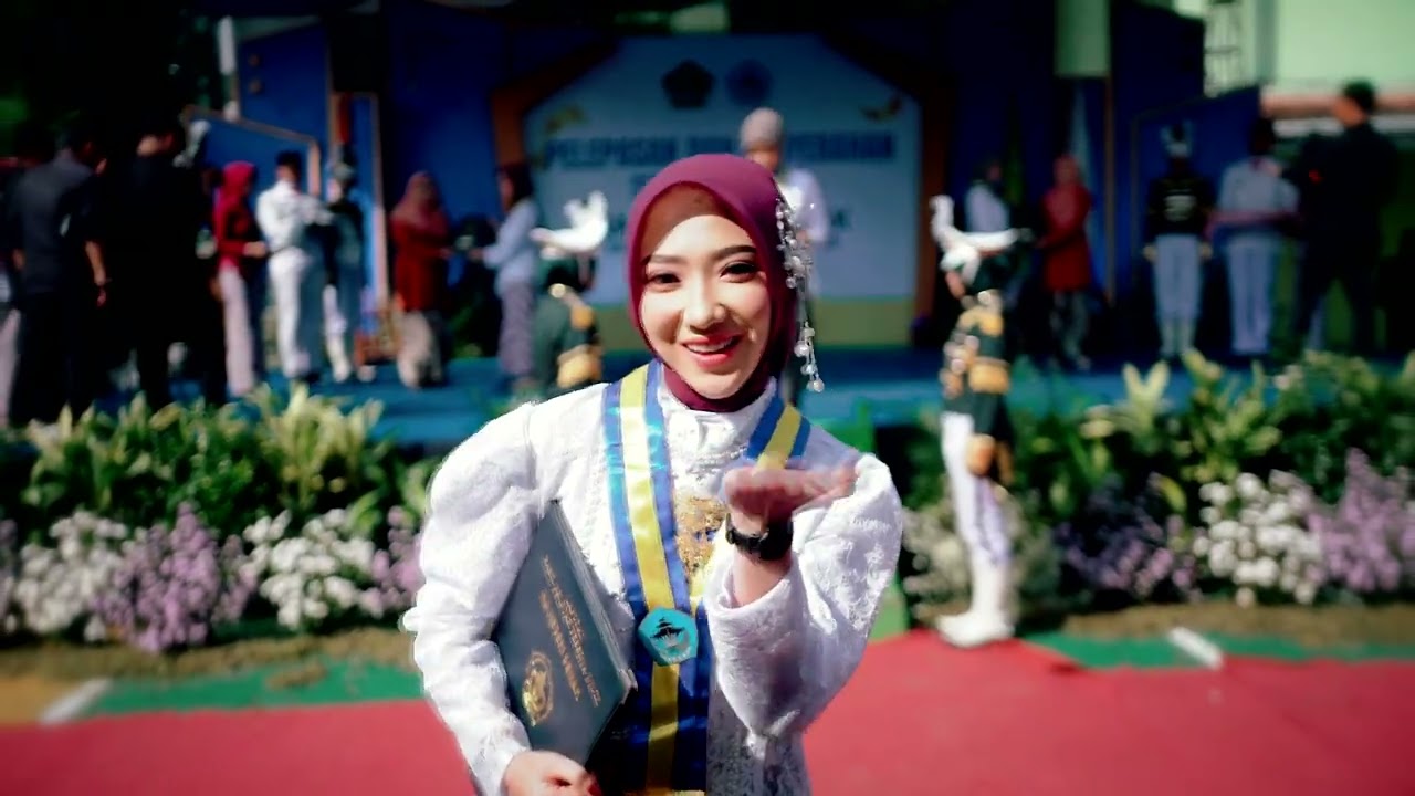 PELEPASAN SISWA SISWI MAN DEMAK TAHUN AJARAN 2024-2025