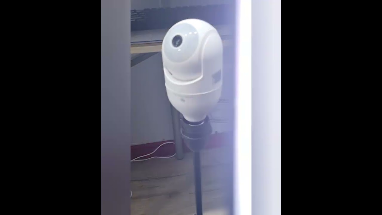 Распаковка и установка камеры видеонаблюдения SYMYNELEC Light Bulb