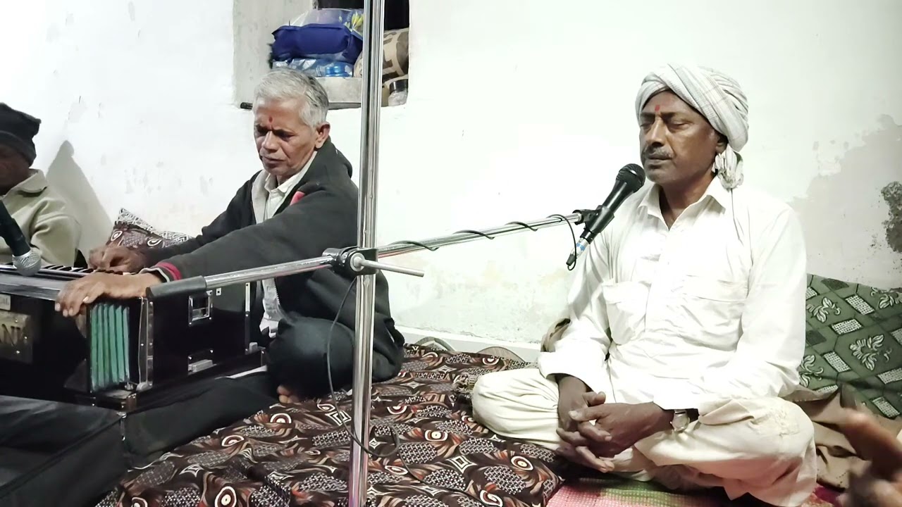 ભજન સંતવાણી. માનવો માયામાં મૂંઝાણો.