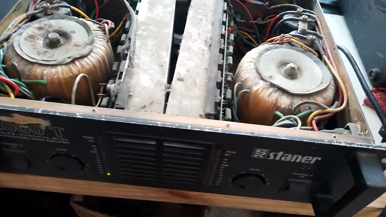 Amplificador staner 2000 T por dentro 