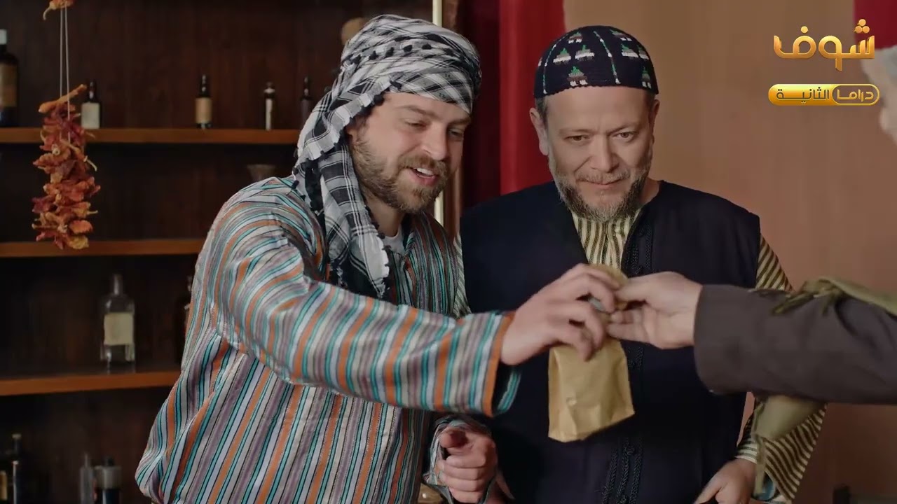 رايح يجيب دوا لأبوه بس ضيّع المصاري عالطريق! الحكيم عطاه مصاري من دون ما يحسسه بالذل وعطاه الدواء!