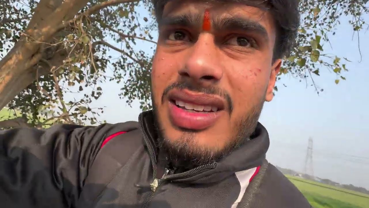 Job Ke Baad Ki Life - Day 50 | Noida Jate Time Ye Kya Mil Gaya 😢 