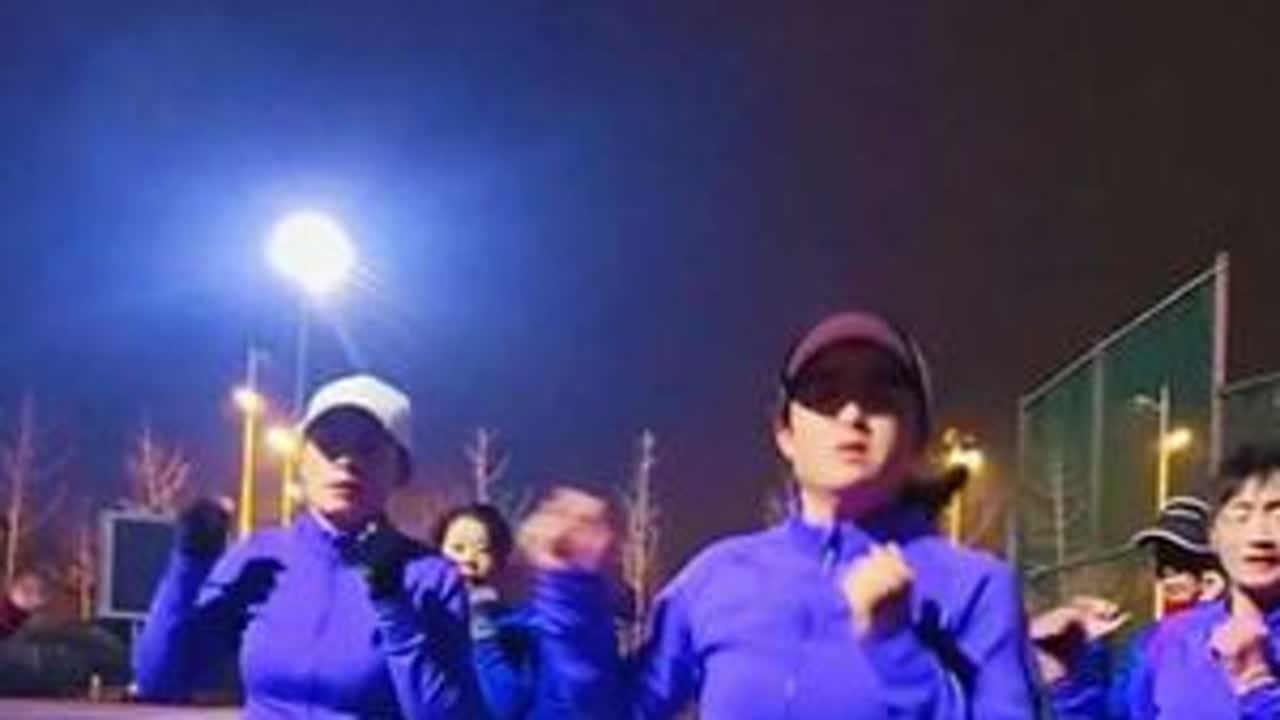 简单易学锻炼四肢，歌曲悦耳动听 #全民健身你我同行 #一学就会系列 #坚持锻炼给自己一个好身体 #坚持自律 #练出好身材