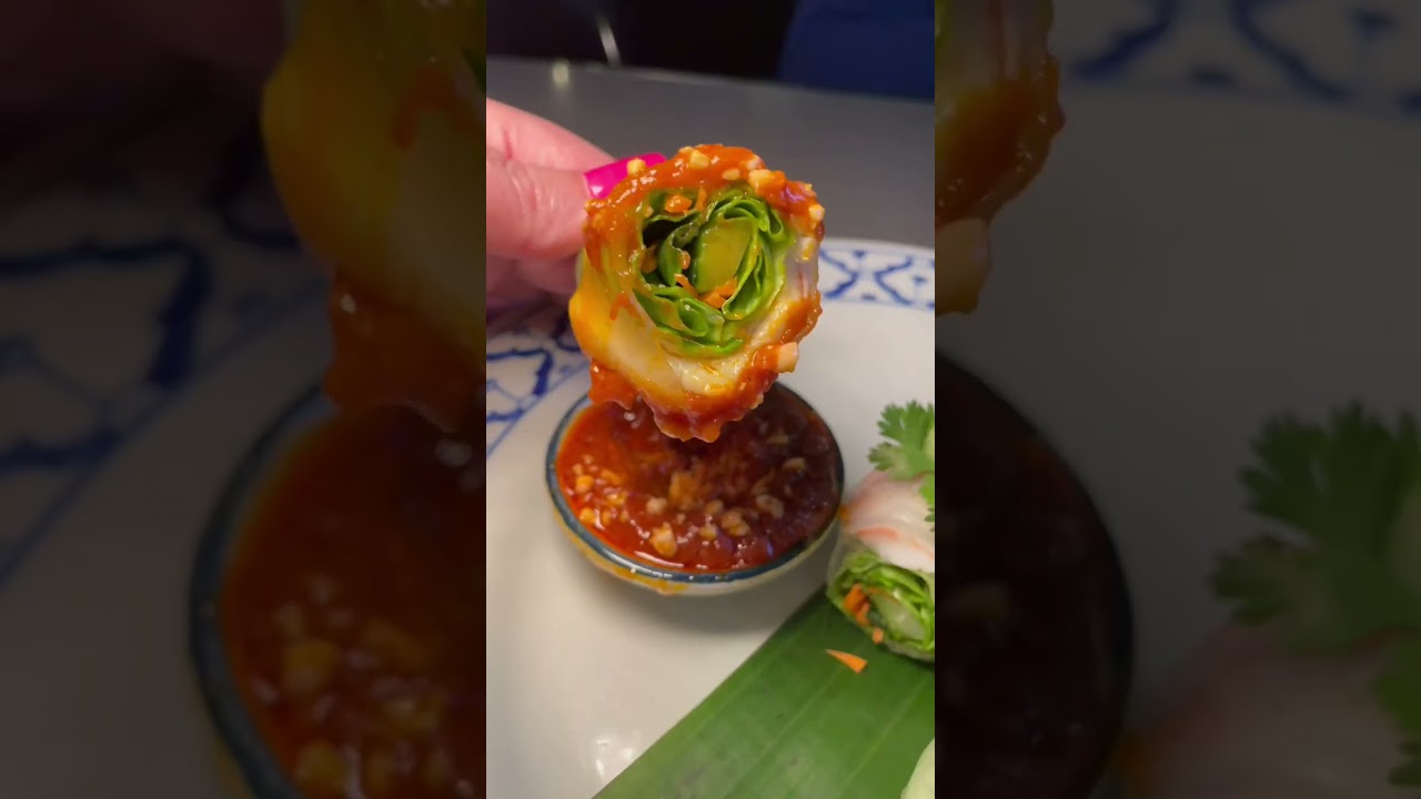 Pineapple Thai was so DAMN Good! I Need to Go Back!