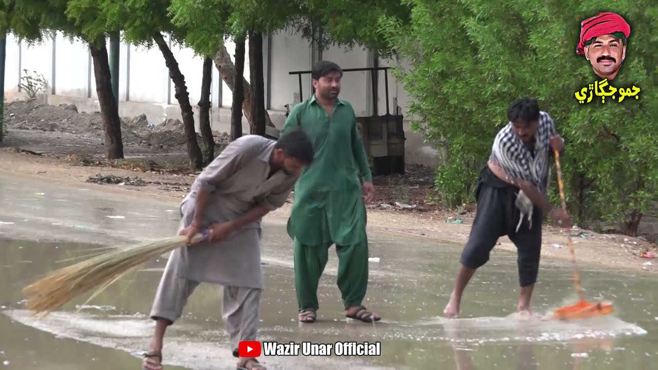 NEW SINDHI FUNNY PRANK VIDEO  WITH YASEEN CHANDIO AND JUMU JUGARI