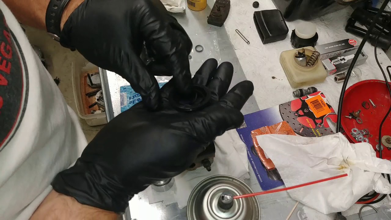 BMW R90/6 ATE caliper rebuild... Long version