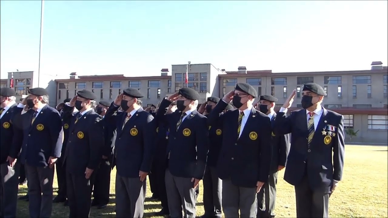 INGRESA LA PROMOCIÓN 1980 AL PATIO ALPATACAL EN LA CELEBRACIÓN DE LOS 40 AÑOS