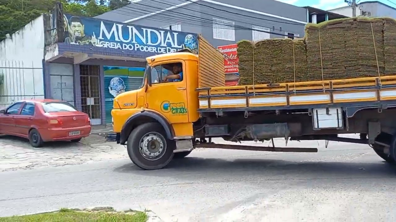 RJ 106 AMARAL PEIXOTO POSTO DA RETA .ROTATÓRIA DE BACAXÂ.