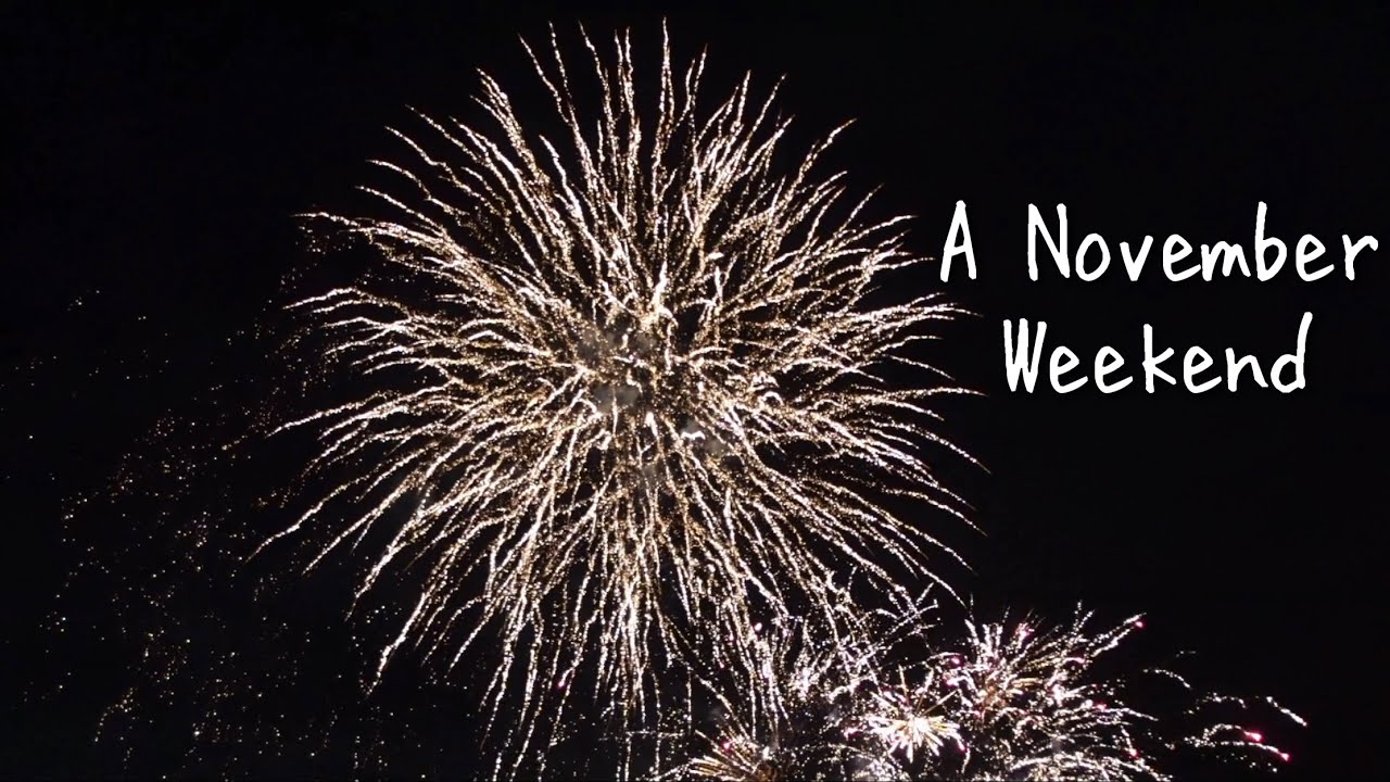 An Autumn Weekend with a Bonfire, Chickens, Fireworks & Books &bull; Weekend Vlog