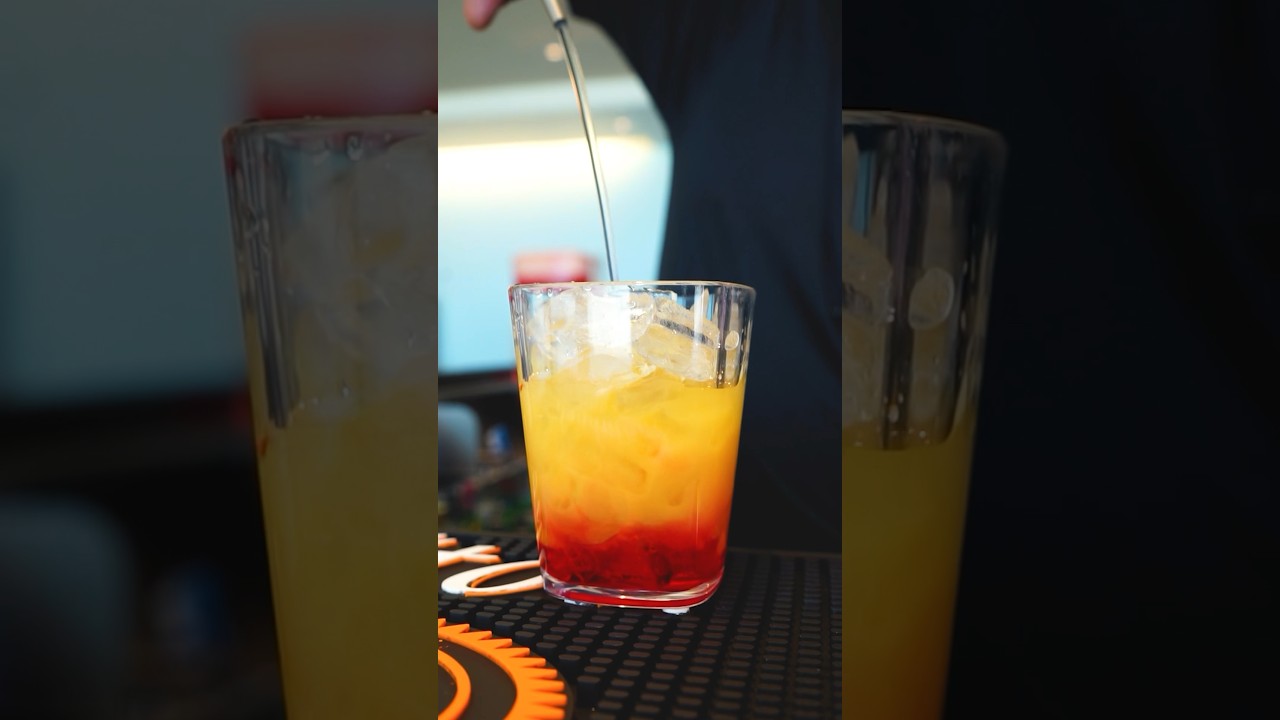 Find your happy place at our pool bar! ☀️🍹 #poolbar #summer #cocktails