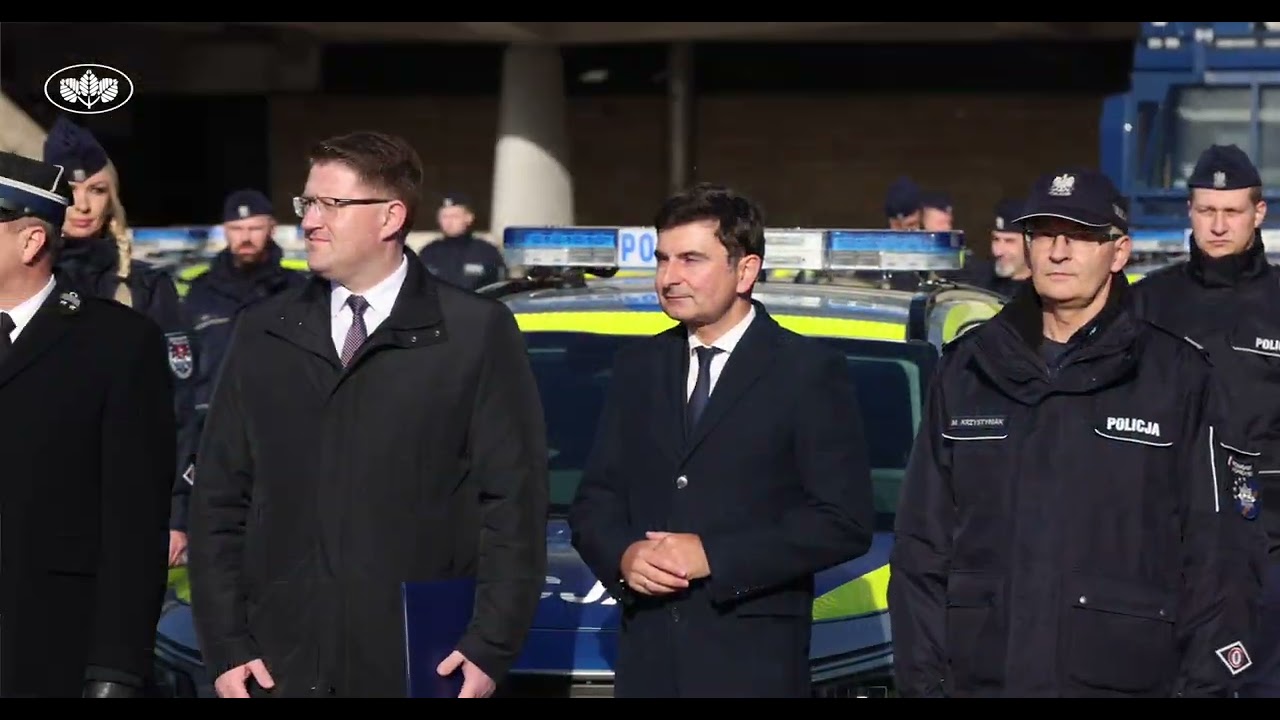 72 nowe hybrydowe radiowozy dla śląskiej Policji!