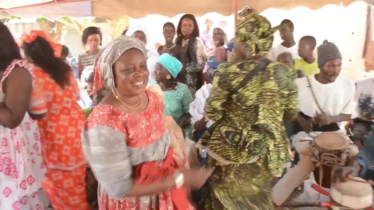 IBOU NGOTEL ET LA TROUPE JOAL PALMARAIN A NDIANDA CHEZ SEYNABOU NDIAYE THIETE DE MARIE FAYE