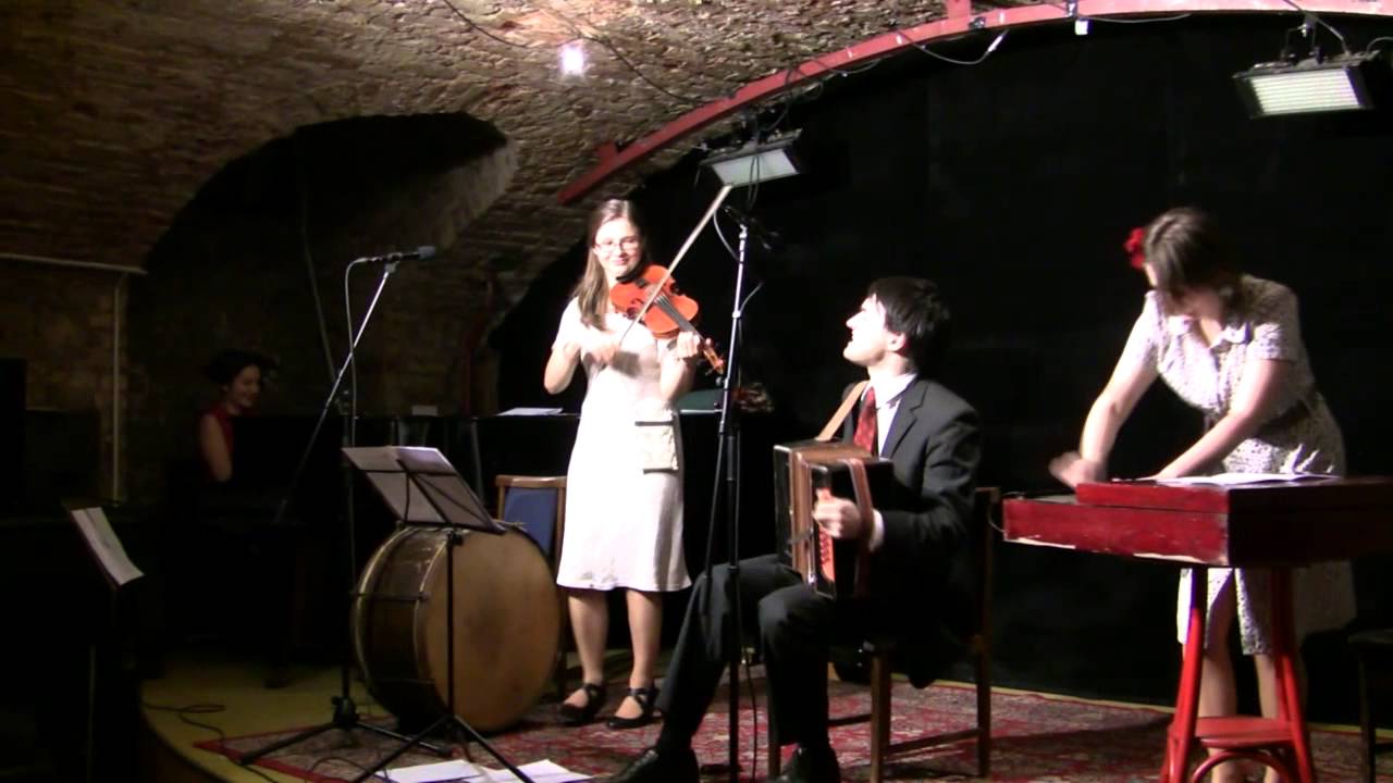 Kaktu balles muzikanti - Jautrais krodziņš