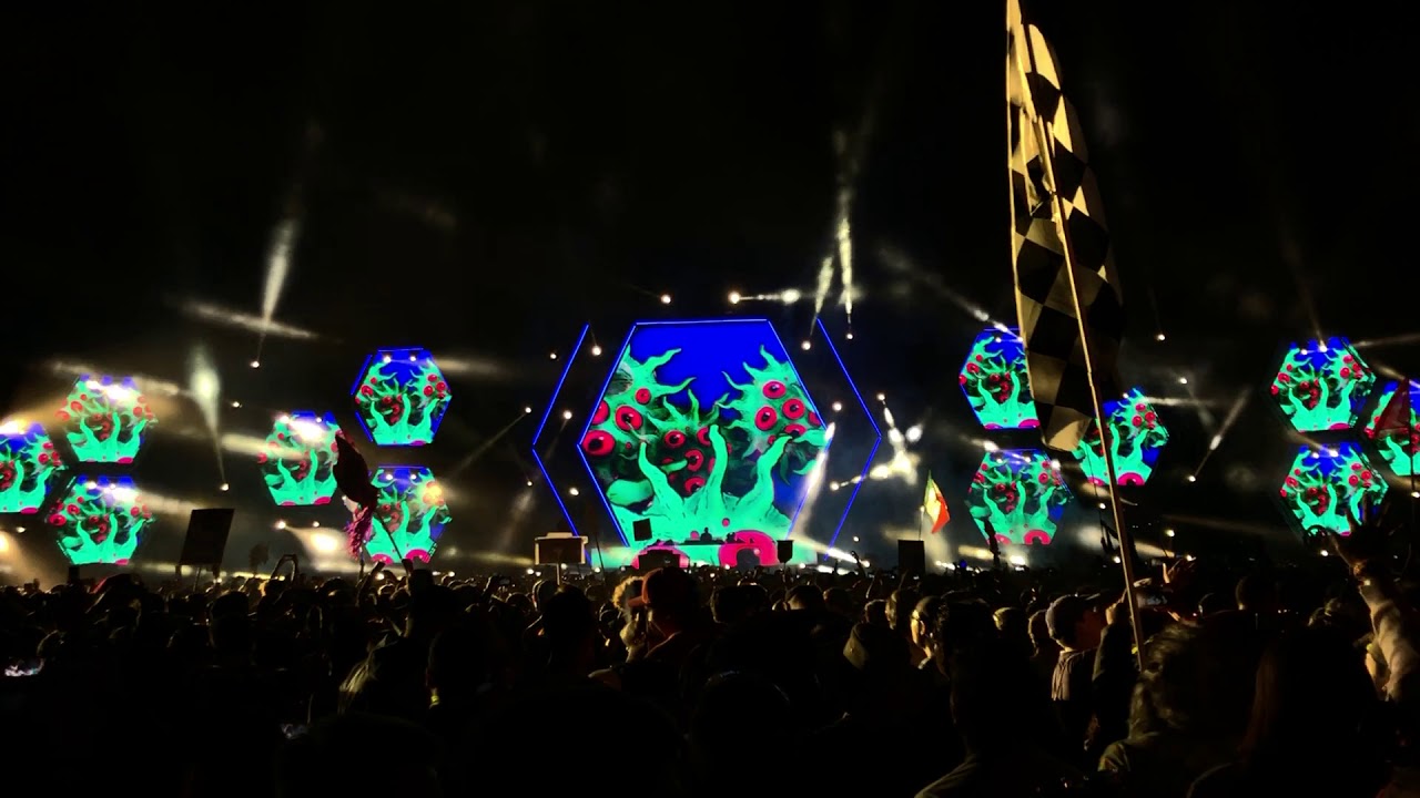 Borgore - Pursuit Of Happiness/Unicorn Zombie Apocalypse/Tomahawk - EDC Mexico 2020