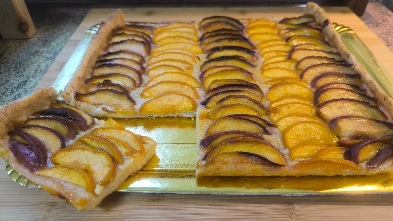 Deliciosa Tarta de Hojaldre con Crema Pastelera y Melocotón 🍑🍑!!!!!!!!!
