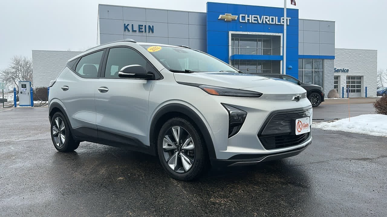 2022 Chevrolet Bolt EUV LT Clintonville, Shawano, New London, Appleton, Green Bay WI