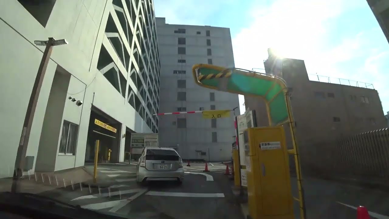 ララスクエア宇都宮 屋上立体駐車場