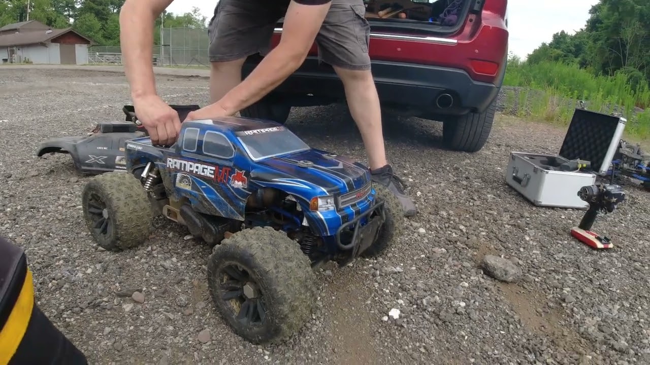 Redcat Rampage MT — умеет ли он прыгать? Давайте узнаем!