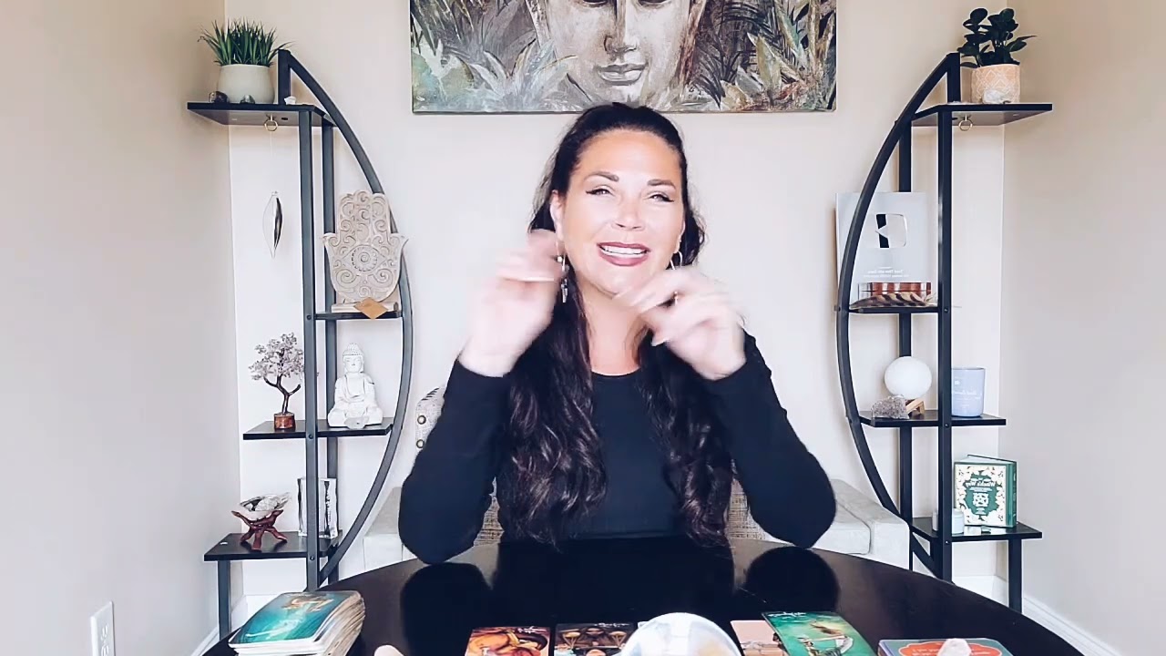 LEO, SPARKS ARE GOING TO FLY!!! 🦋 APRIL 2022 SPIRITUAL TAROT READING.