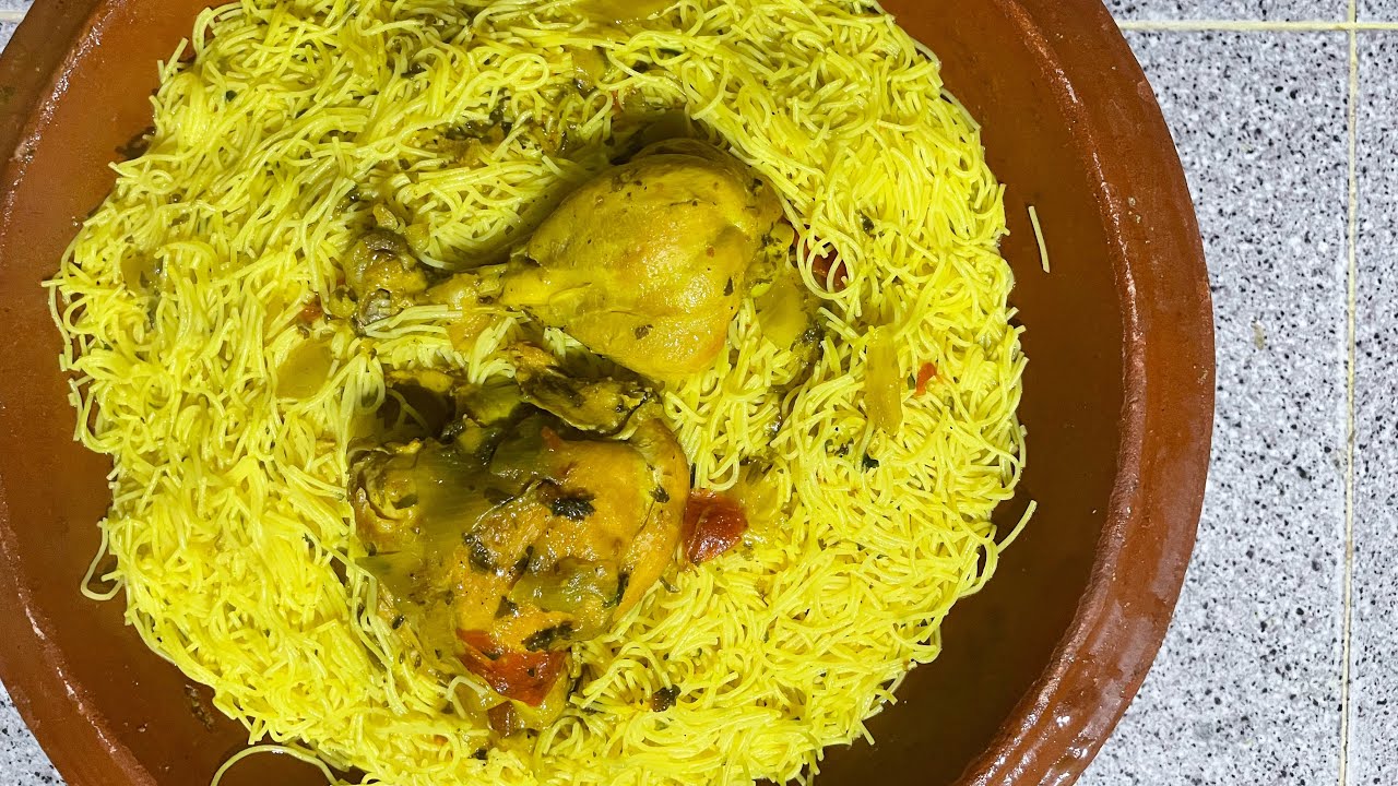 شعرية مفورة بالدجاج بطريقتي الخاصة وكتوجد في اقرب وقت